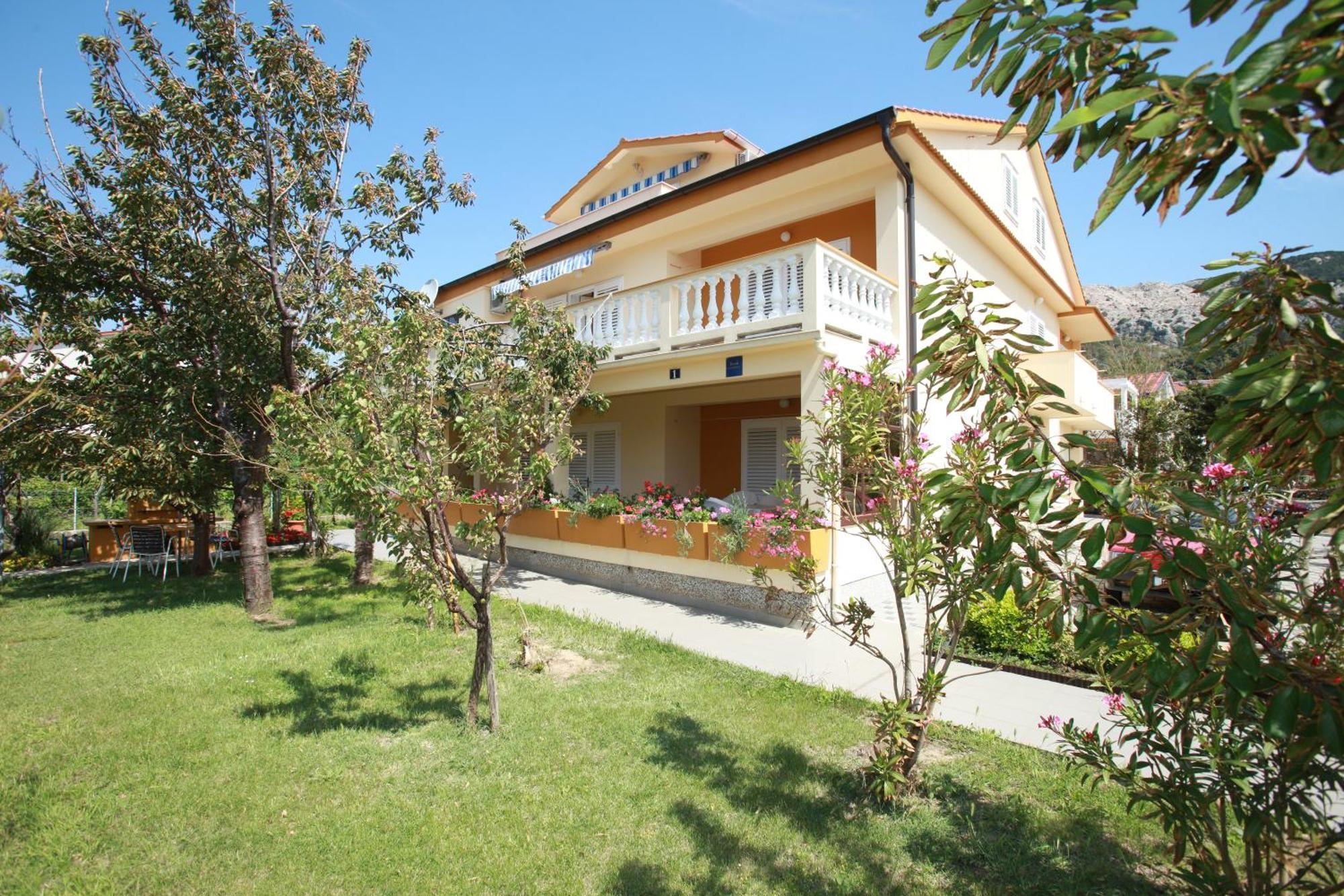 Apartments & Room Jagoda Baska  Bagian luar foto