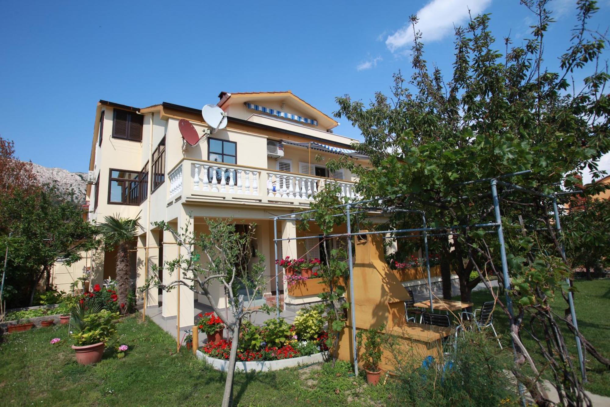 Apartments & Room Jagoda Baska  Bagian luar foto