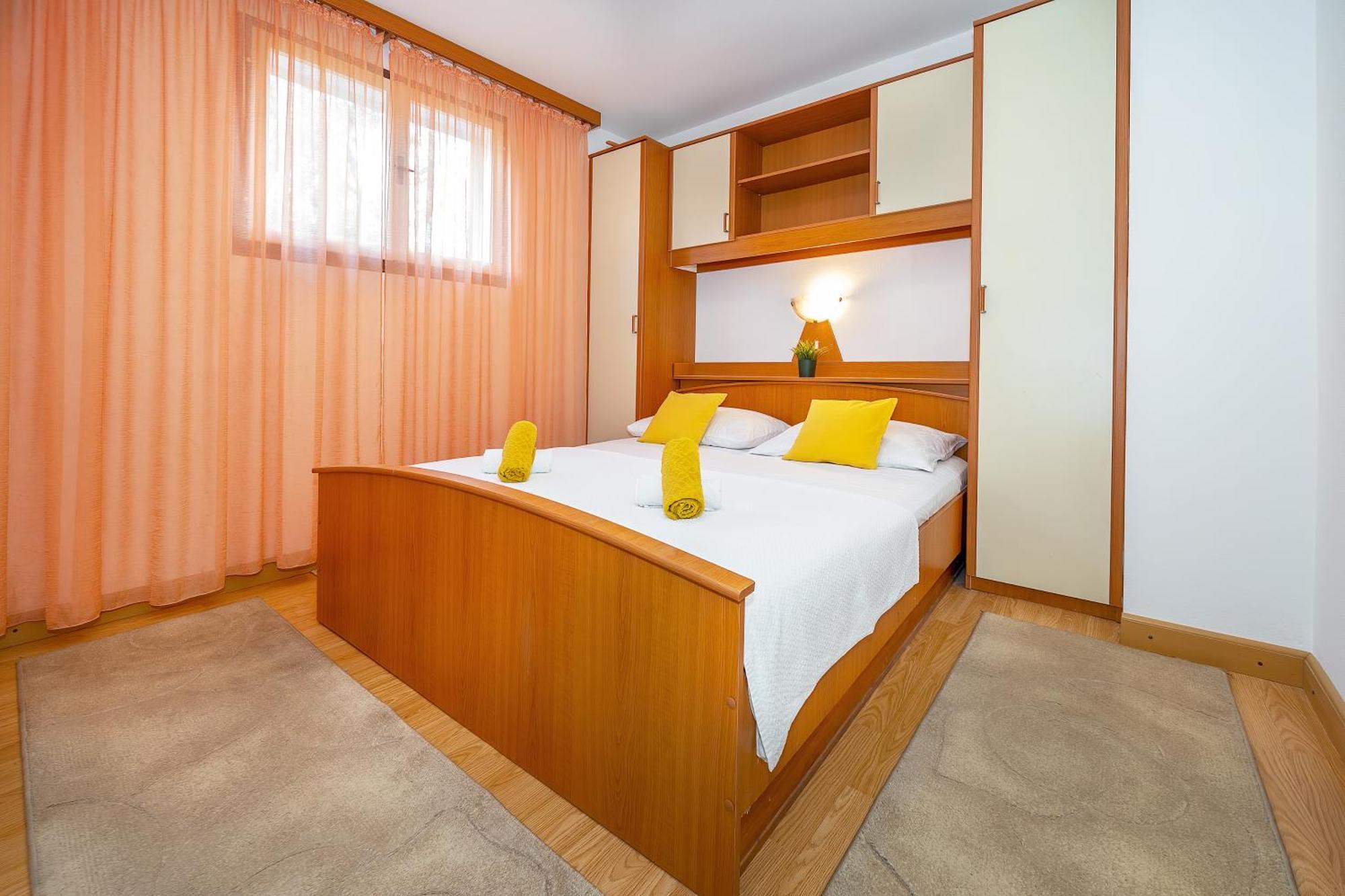 Apartments & Room Jagoda Baska  Bagian luar foto