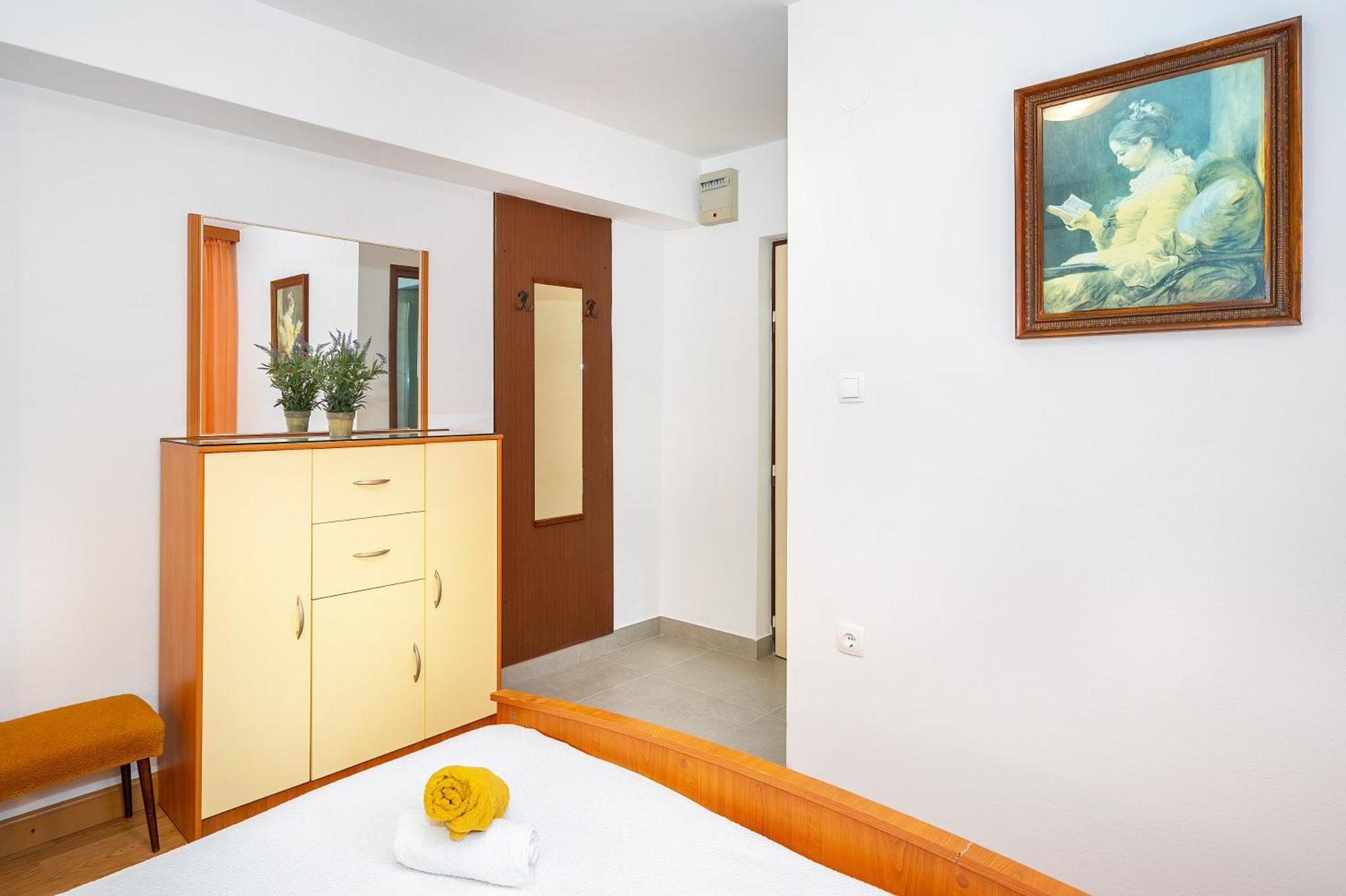 Apartments & Room Jagoda Baska  Bagian luar foto