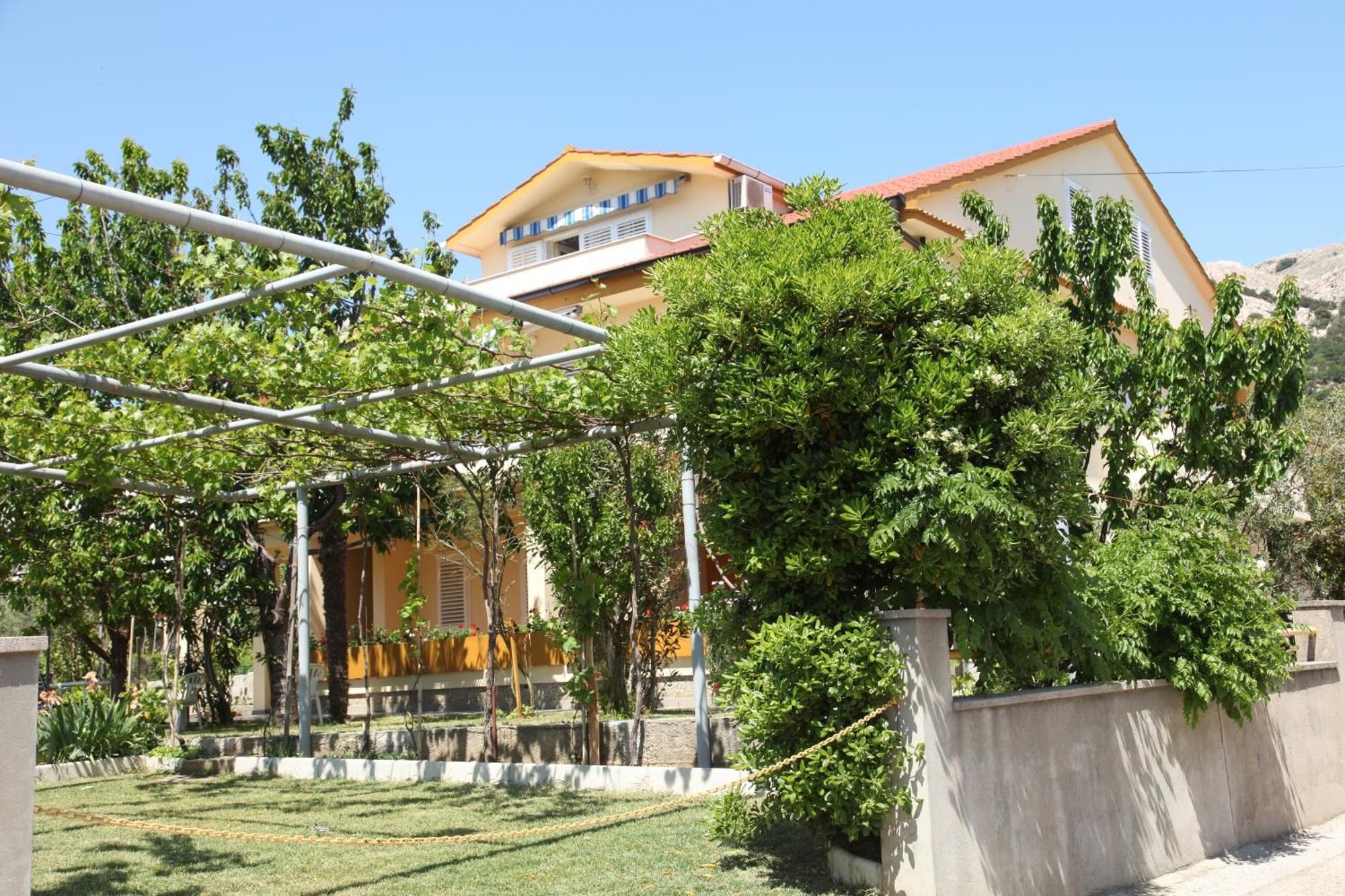 Apartments & Room Jagoda Baska  Bagian luar foto