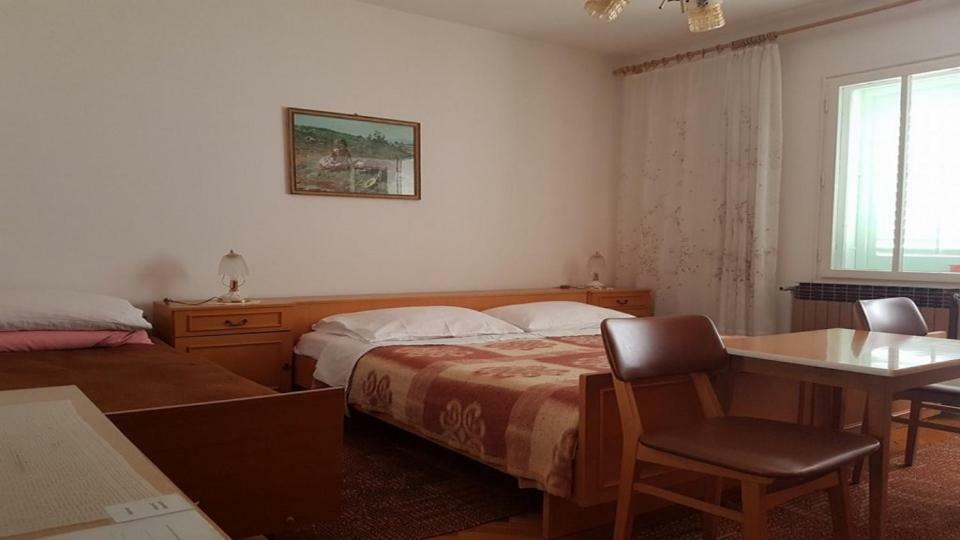 Apartments & Room Jagoda Baska  Bagian luar foto